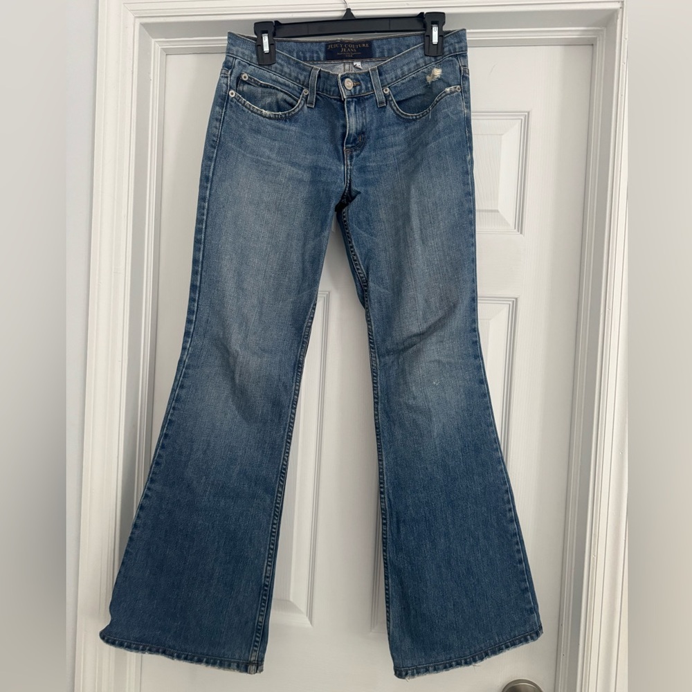Juicy Couture Jeans Size 27 low rise, boot cut flare, cotton, very good.